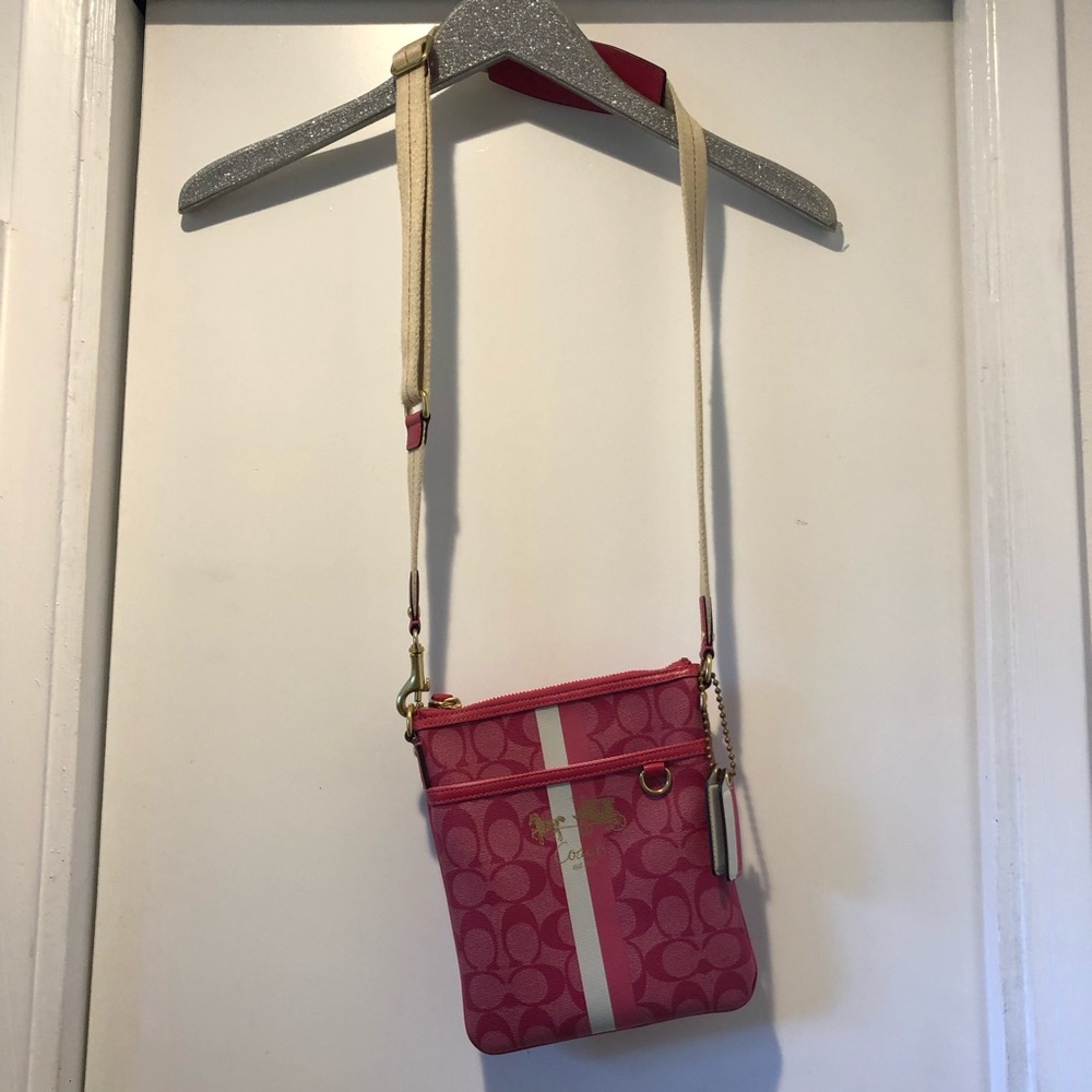 Coach Heritage Stripe Cross Body Purse Like New
